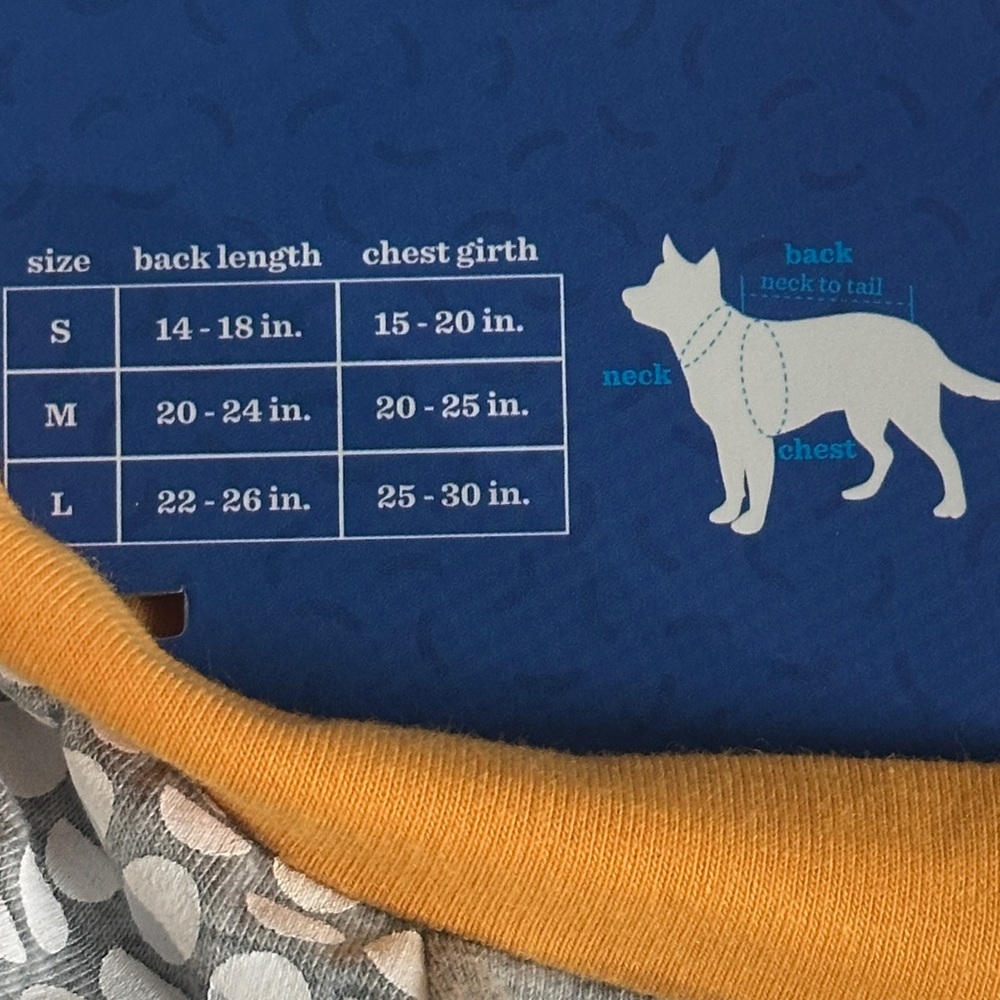 The Dodo ‘Favorite Family Member' Grey Dog T-Shirt with Yellow Trim Size L - Picture 11 of 12